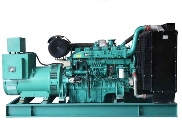 赤峰发电机租赁-柴油发电机与汽油发电机的区别