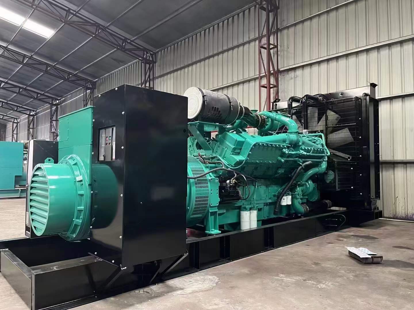 赤峰如何降低 800kW 柴油发电机输出电流的波动？