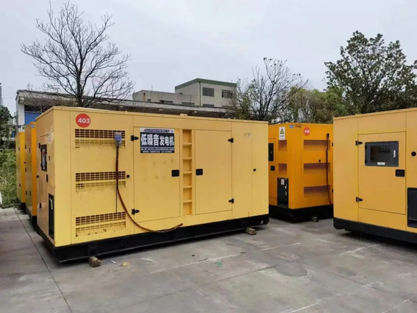 赤峰干式空气滤清器和湿式空气滤清器有什么区别？